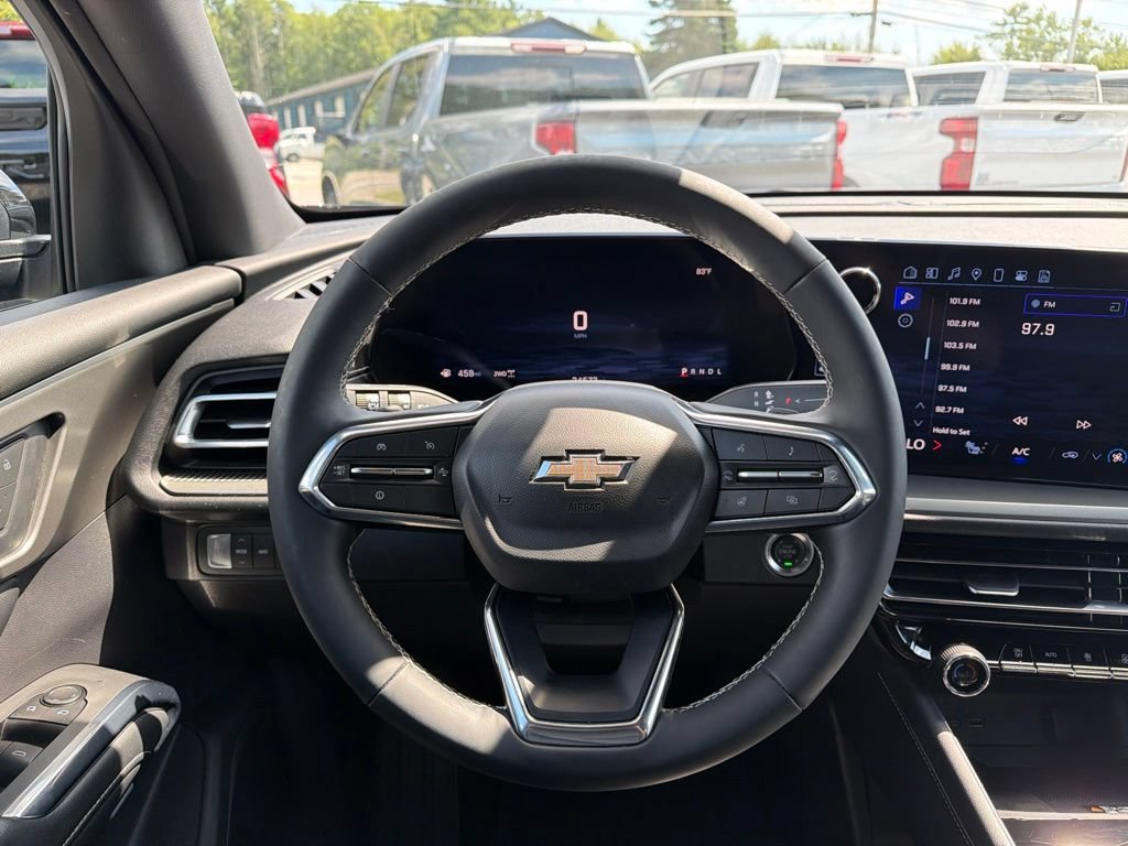 Certified 2025 Chevrolet Traverse LT AWD/4WD image 12