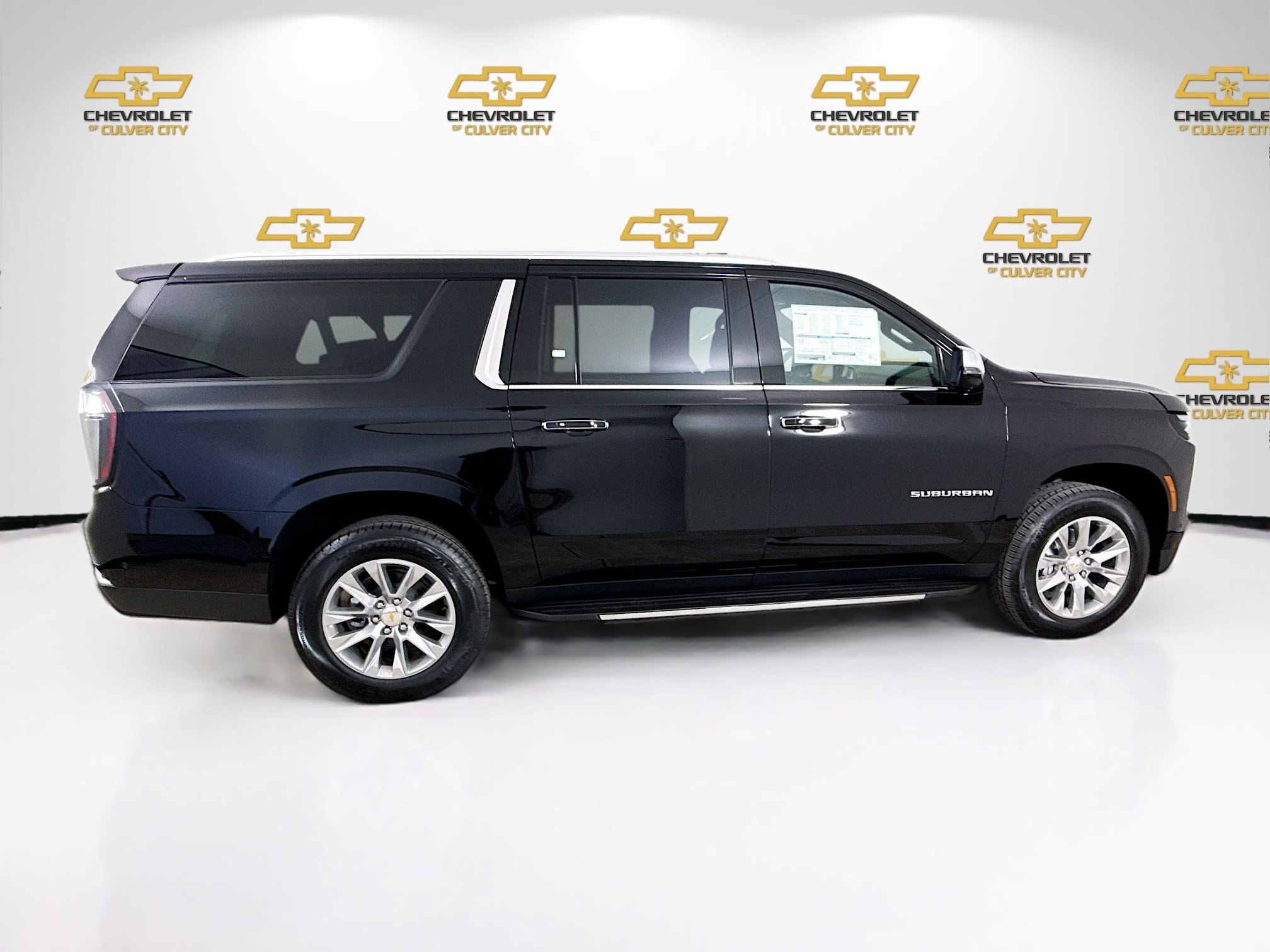 New 2026 Chevrolet Suburban Premier RWD image 9