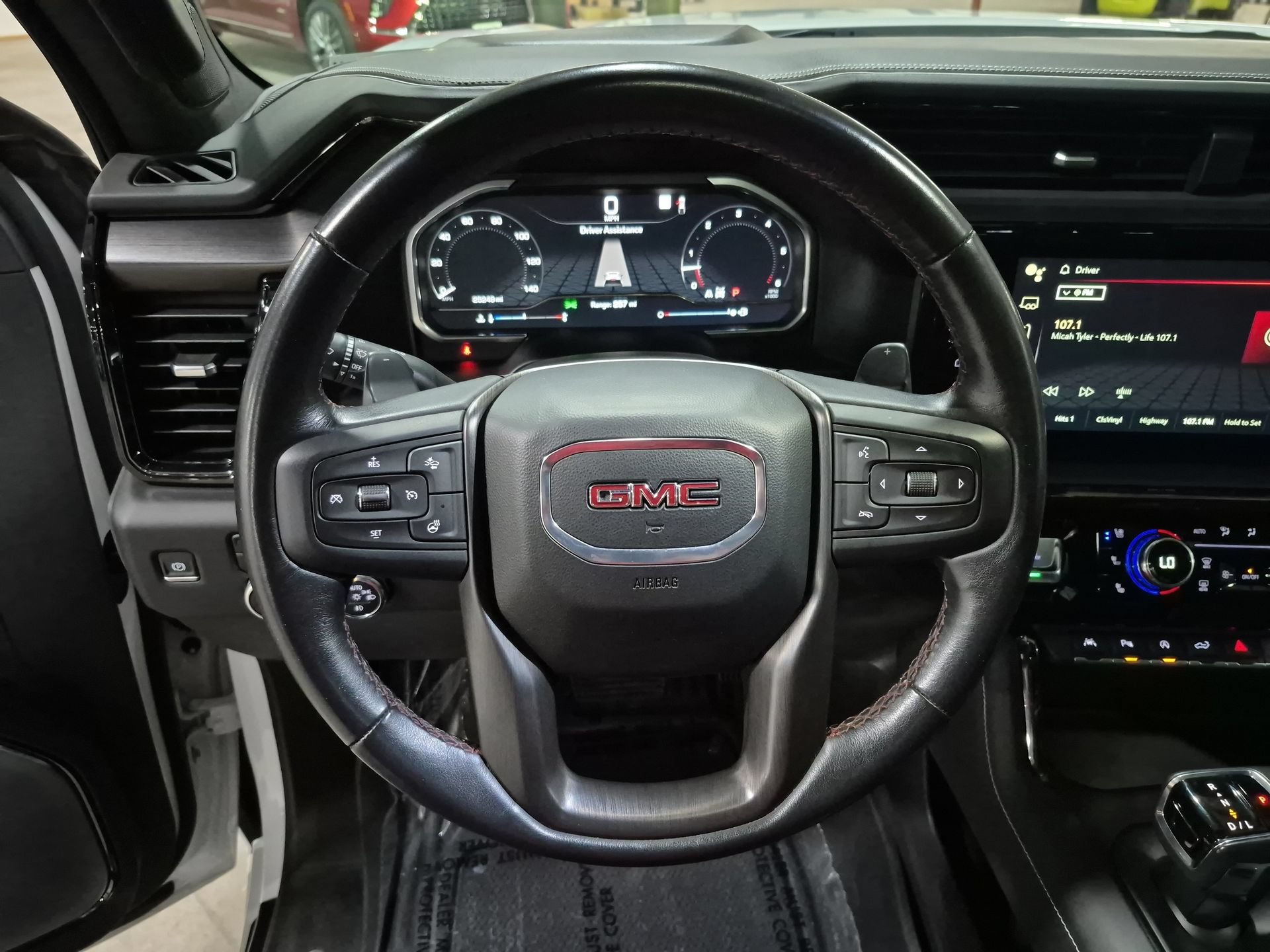 Used 2022 GMC Sierra 1500 AT4X AWD/4WD image 13