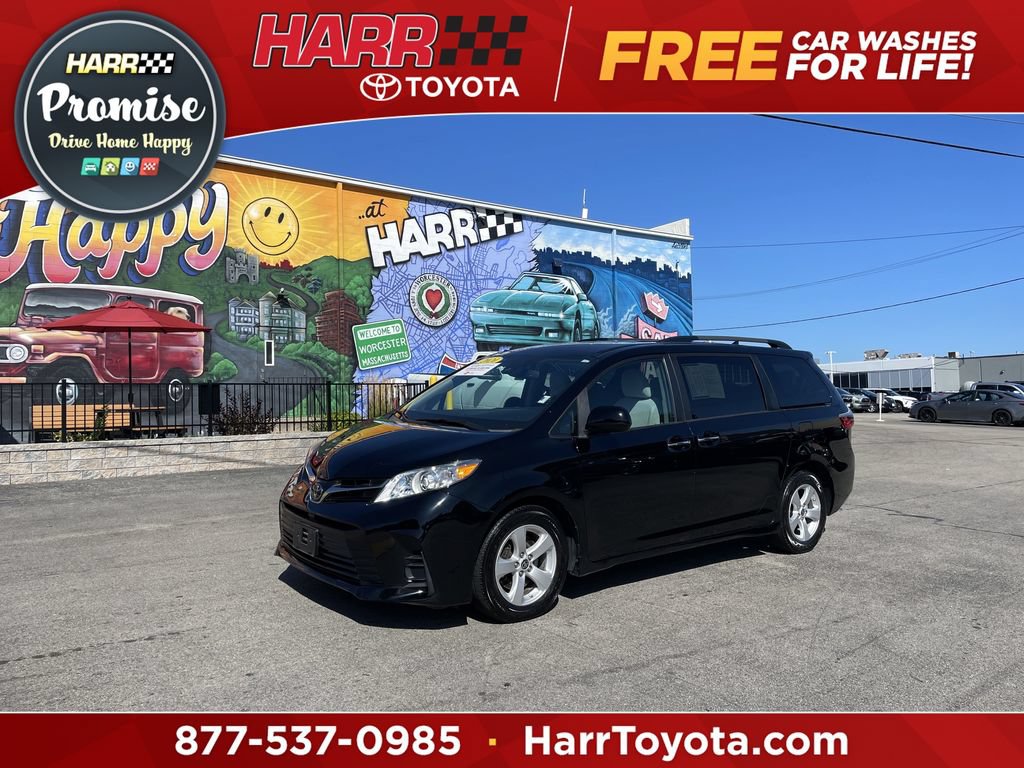 Used 2020 Toyota Sienna LE w/ LE Preferred Package FWD image 1