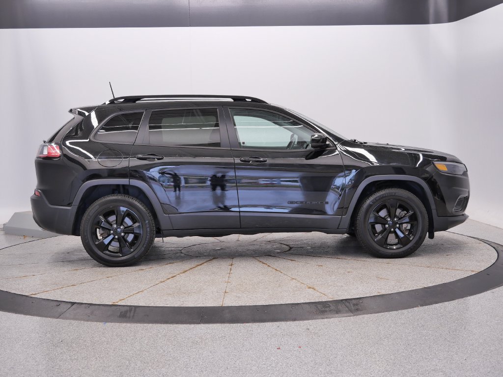 Certified 2019 Jeep Cherokee Latitude Plus AWD/4WD image 8