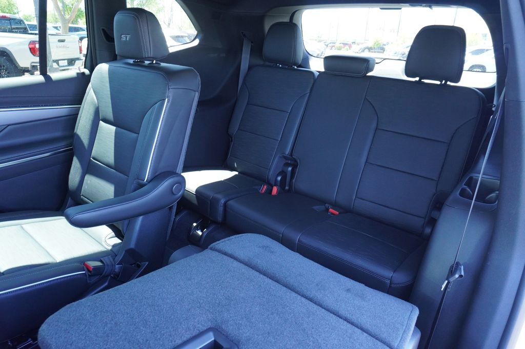 New 2026 Buick Enclave Sport Touring w/ Super Cruise Package AWD/4WD image 10