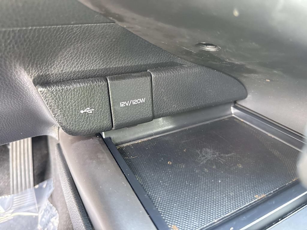 Used 2024 Toyota Camry LE FWD image 30
