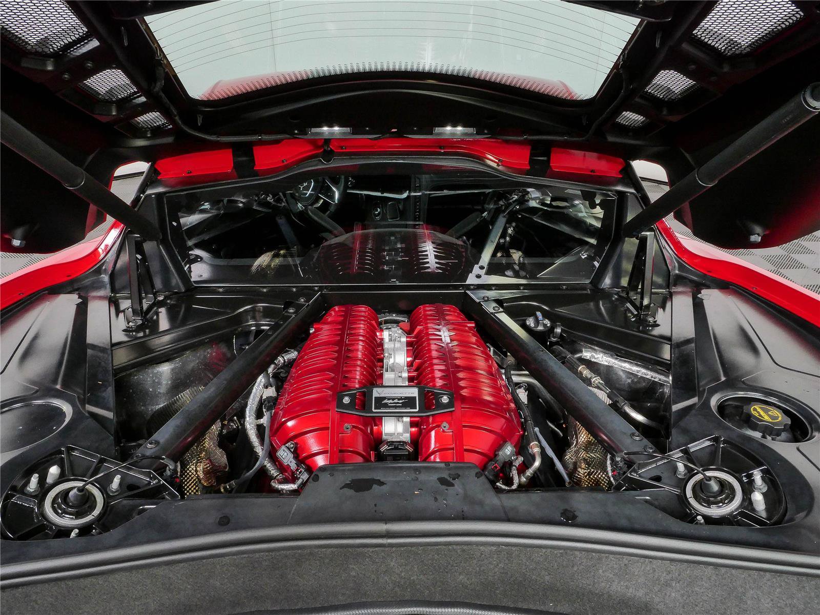 Used 2024 Chevrolet Corvette Z06 RWD image 28