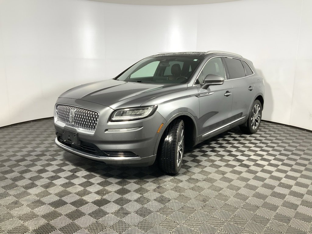 Used 2022 Lincoln Nautilus Reserve w/ Class II Trailer Tow Package image 9