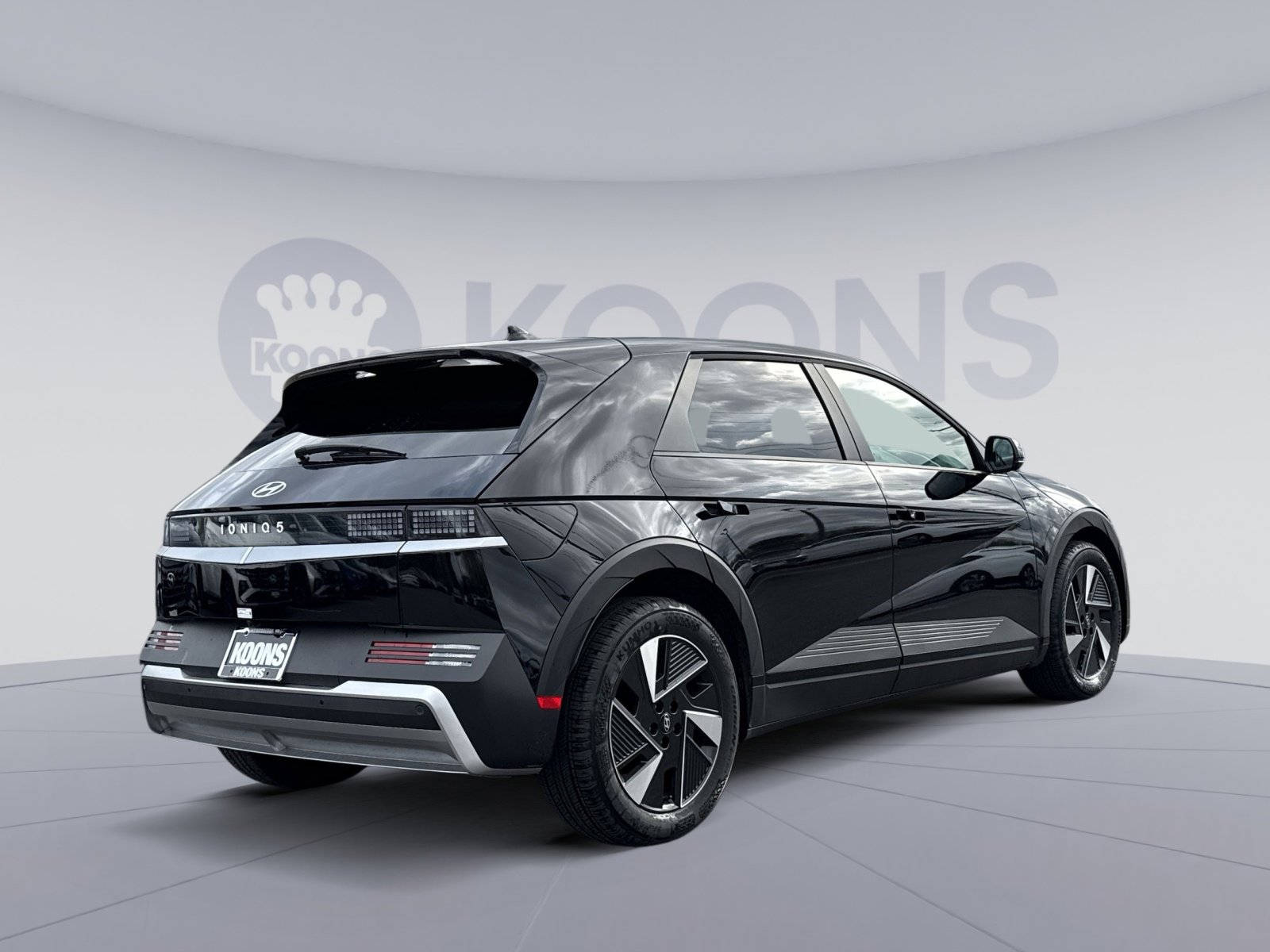 New 2026 Hyundai Ioniq 5 SEL image 7