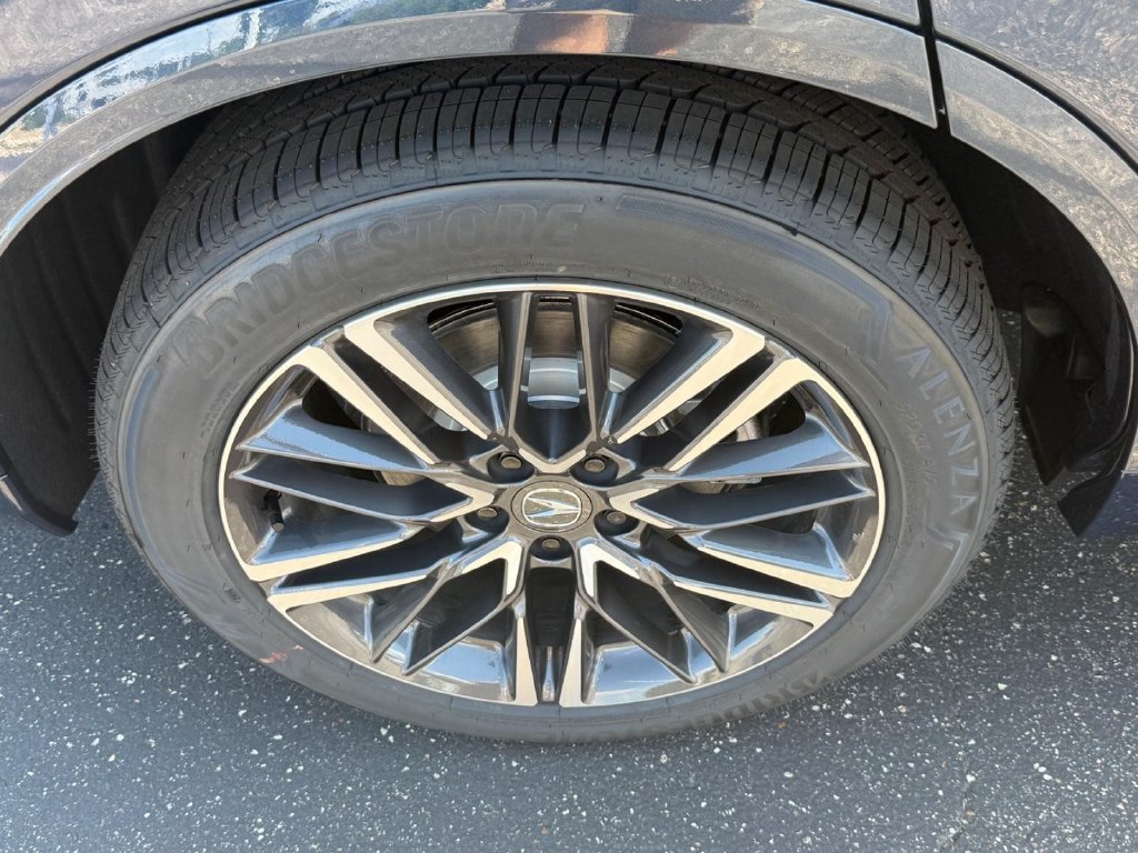 New 2026 Acura MDX w/ Advance Package AWD/4WD image 4