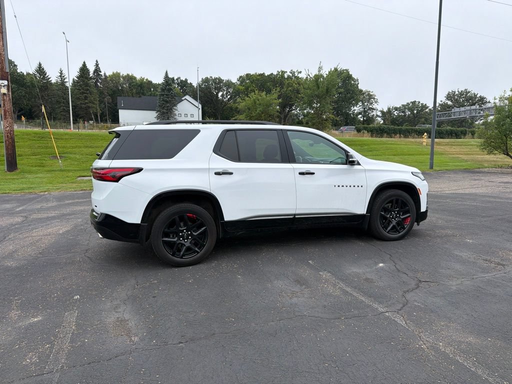 Used 2022 Chevrolet Traverse Premier w/ Redline Edition AWD/4WD image 27