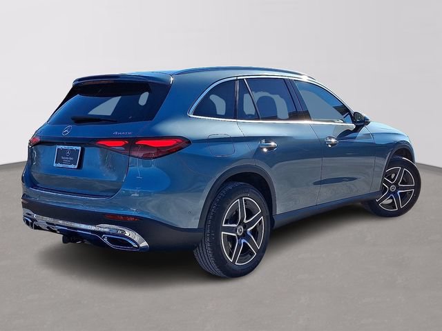 Used 2026 Mercedes-Benz GLC 300 4MATIC image 4