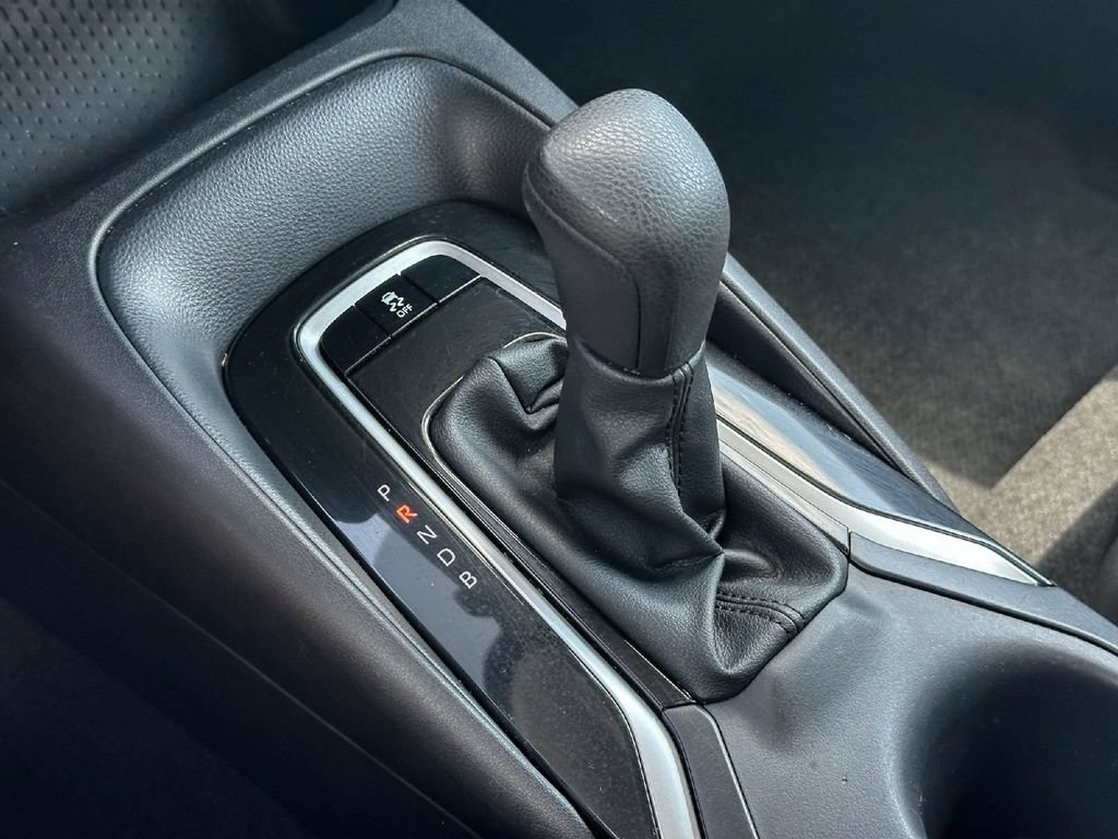 Certified 2025 Toyota Corolla LE FWD image 32