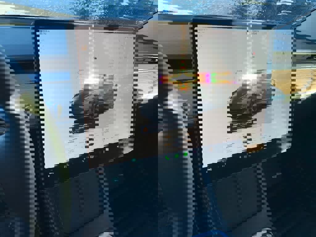 Used 2023 Tesla Model 3 Standard Range image 26