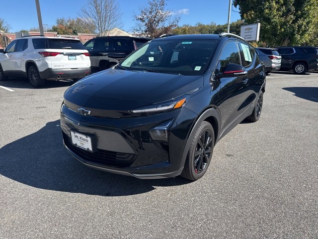 Certified 2023 Chevrolet Bolt EUV LT w/ Convenience Package image 1