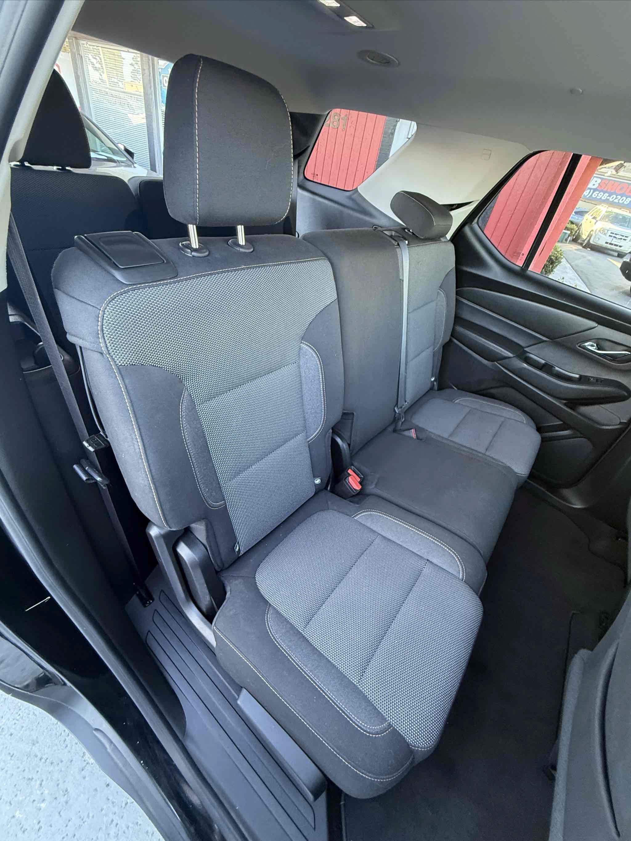 Used 2018 Chevrolet Traverse LS FWD image 13