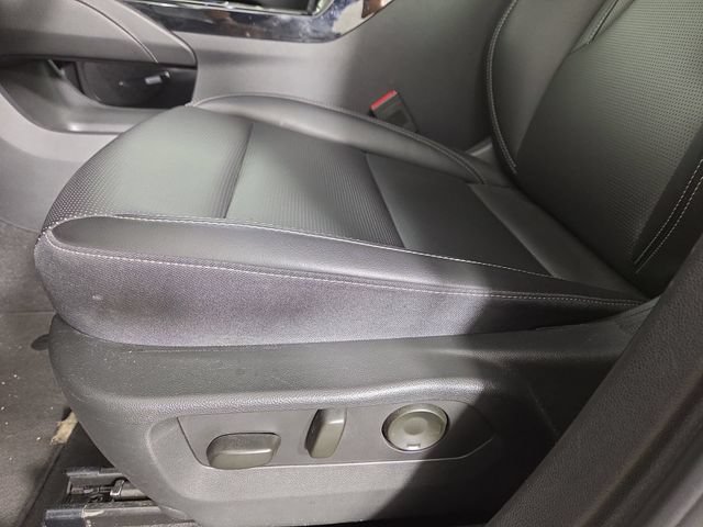 Used 2024 Buick Envision Preferred AWD/4WD image 33