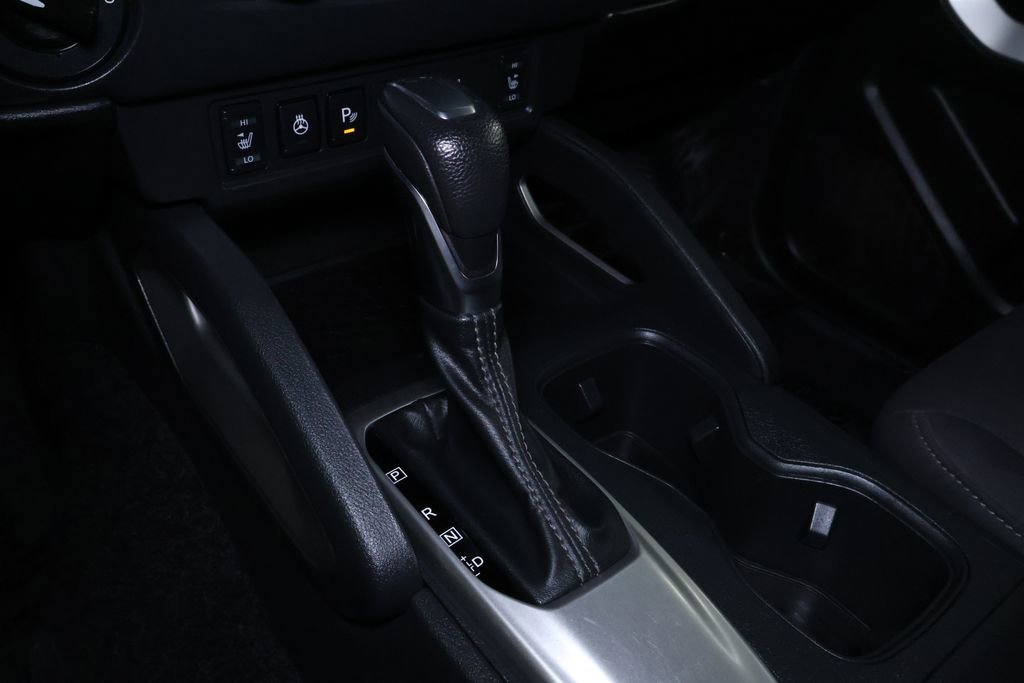 Used 2024 Nissan Frontier SV w/ SV Convenience Package image 31