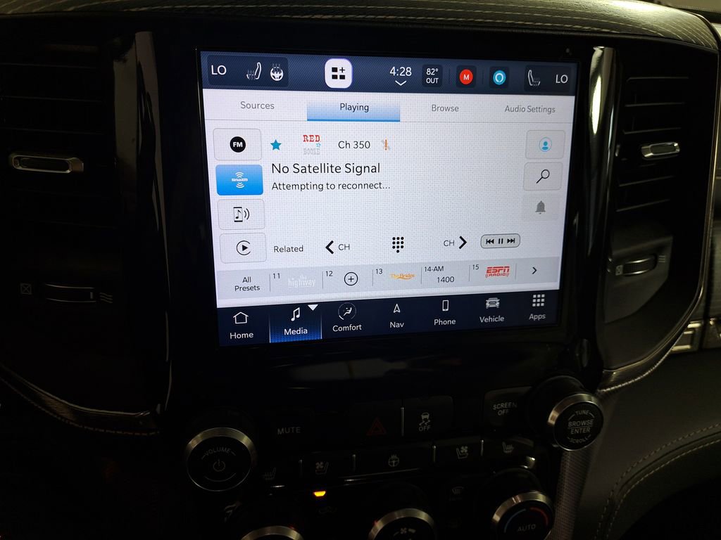 Used 2023 RAM 2500 Limited w/ Towing Technology Group image 24