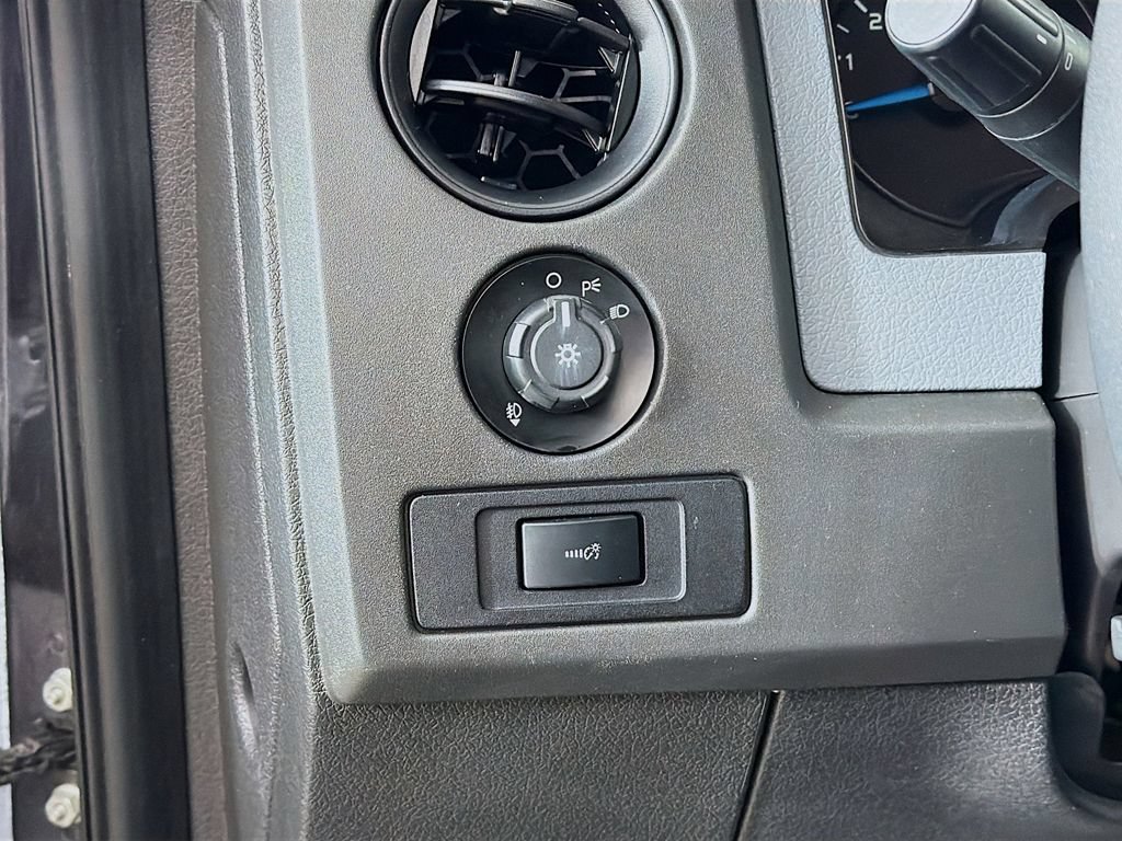 Used 2014 Ford F150 STX w/ Equipment Group 201A Mid RWD image 28