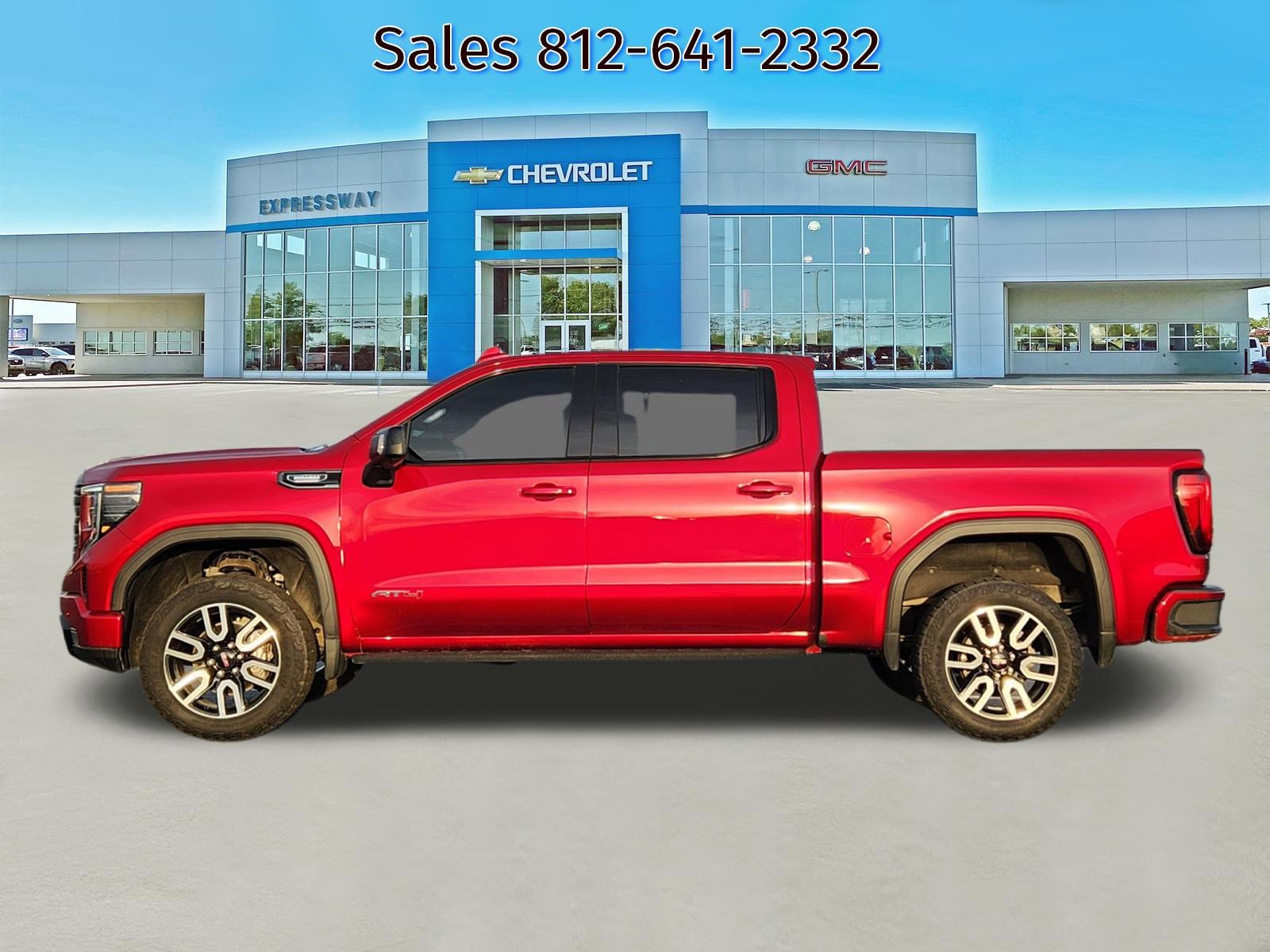 Used 2023 GMC Sierra 1500 AT4 w/ AT4 Premium Package AWD/4WD image 4