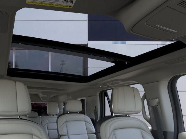 New 2025 Lincoln Navigator L Reserve AWD/4WD image 22