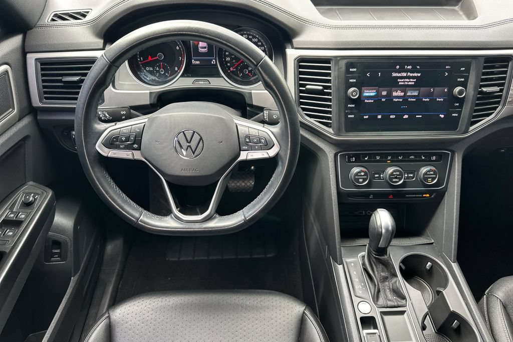 Used 2020 Volkswagen Atlas Cross Sport SE FWD image 16
