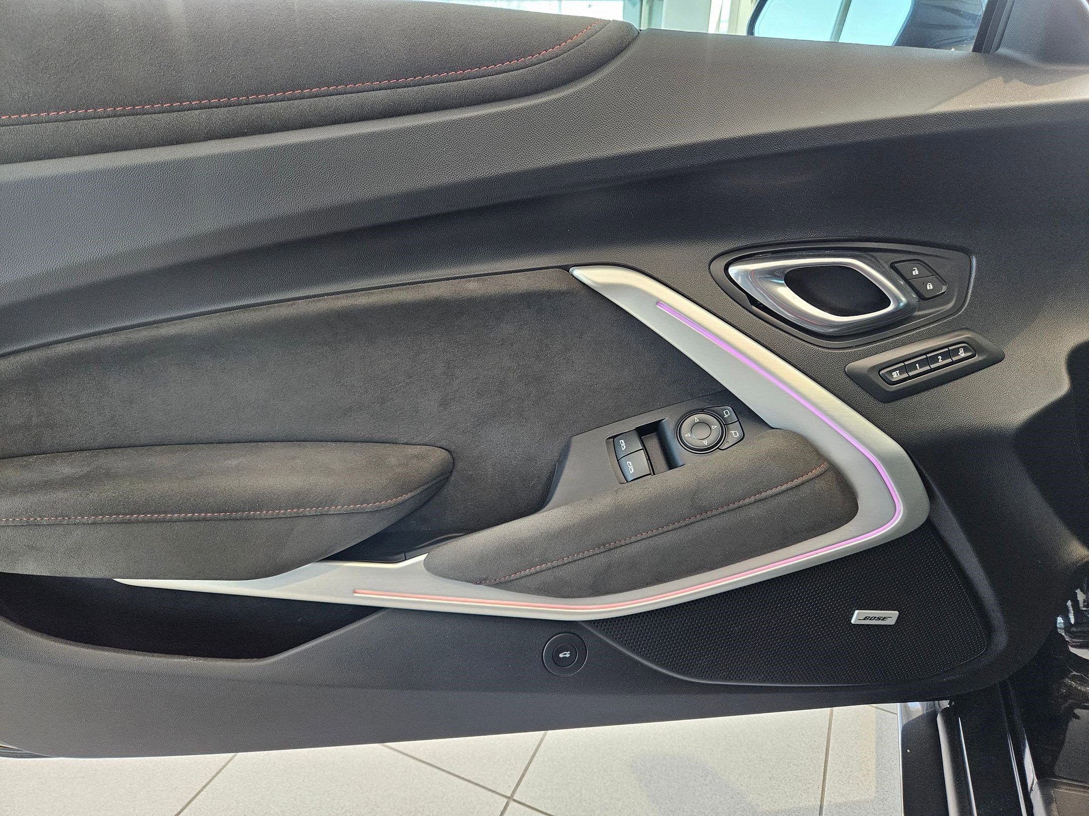 Used 2019 Chevrolet Camaro ZL1 image 13