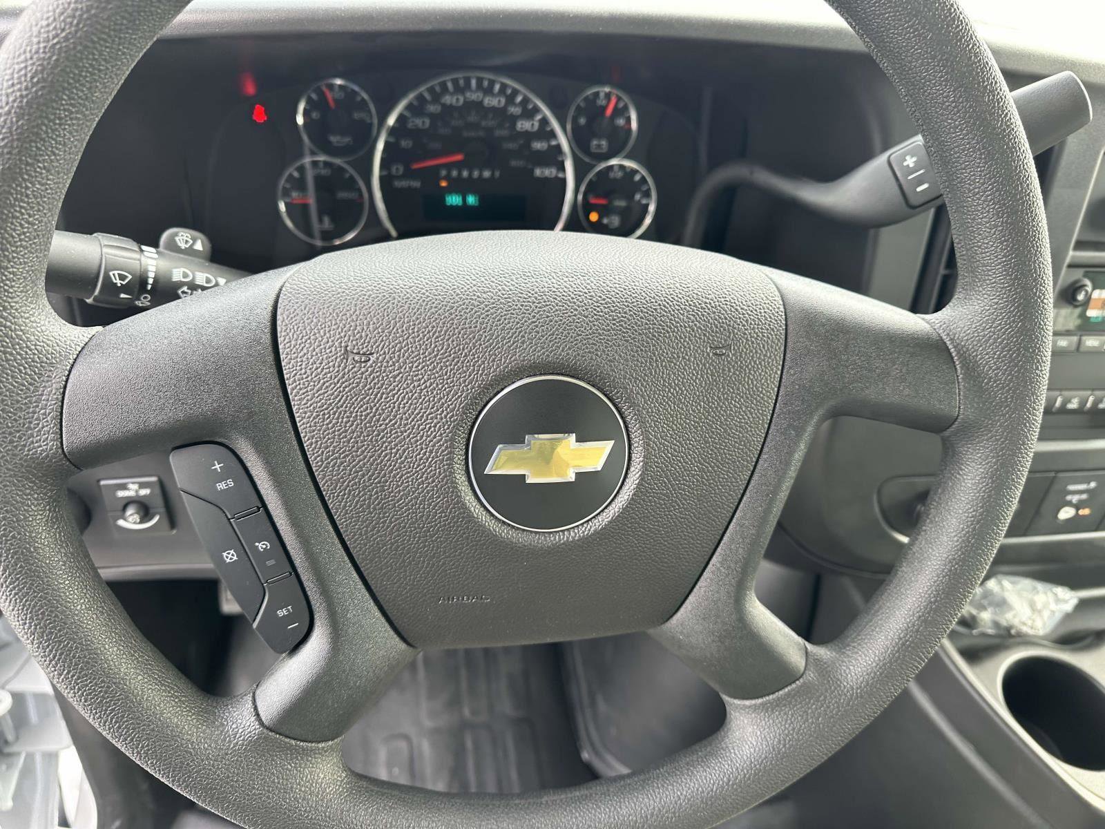 New 2024 Chevrolet Express 4500 w/ Power Convenience Package image 7