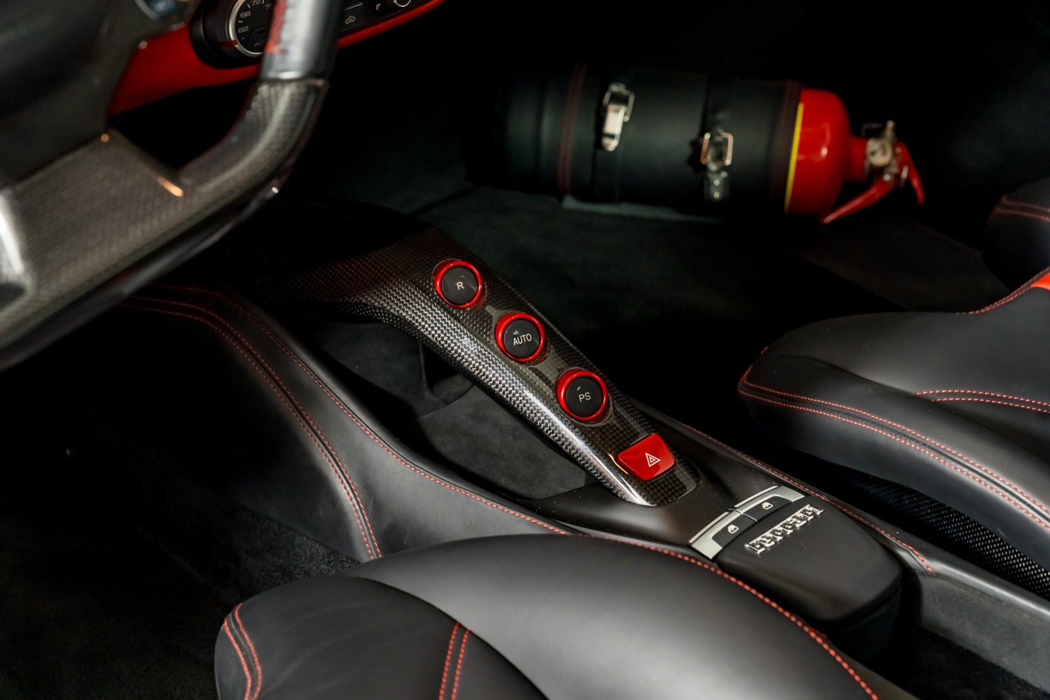 Used 2018 Ferrari 488 GTB RWD image 19