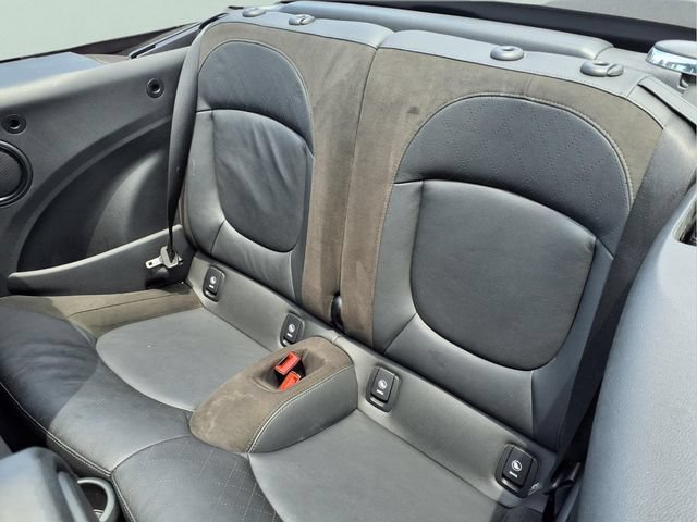 Used 2023 MINI Cooper S w/ Signature Upholstery Package FWD image 15
