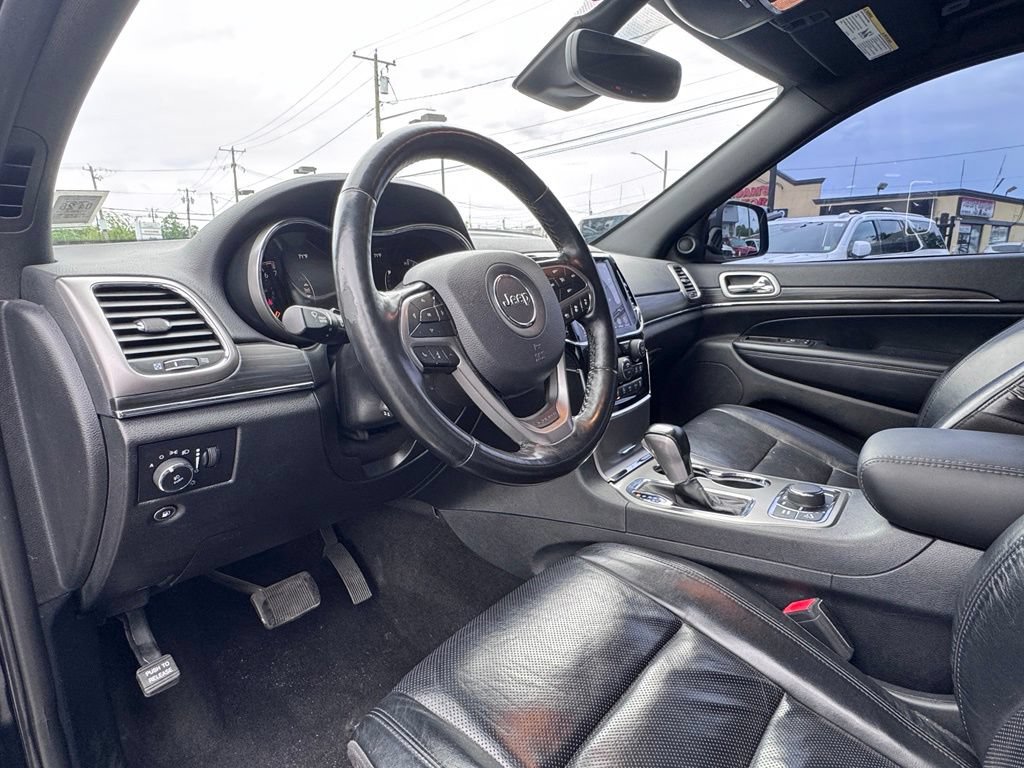 Certified 2020 Jeep Grand Cherokee Limited w/ Luxury Group II AWD/4WD image 12