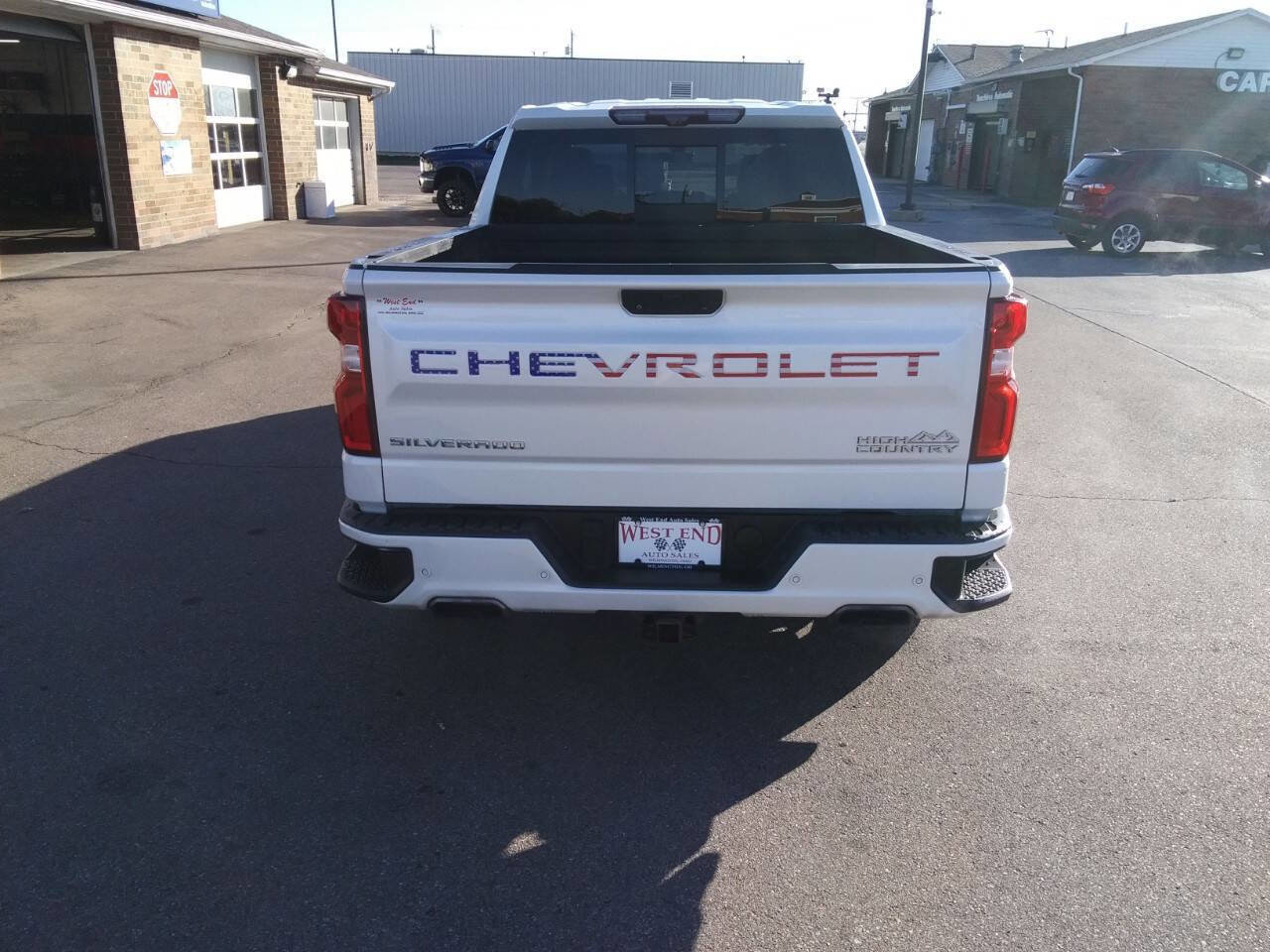 Used 2020 Chevrolet Silverado 1500 High Country w/ Technology Package image 8