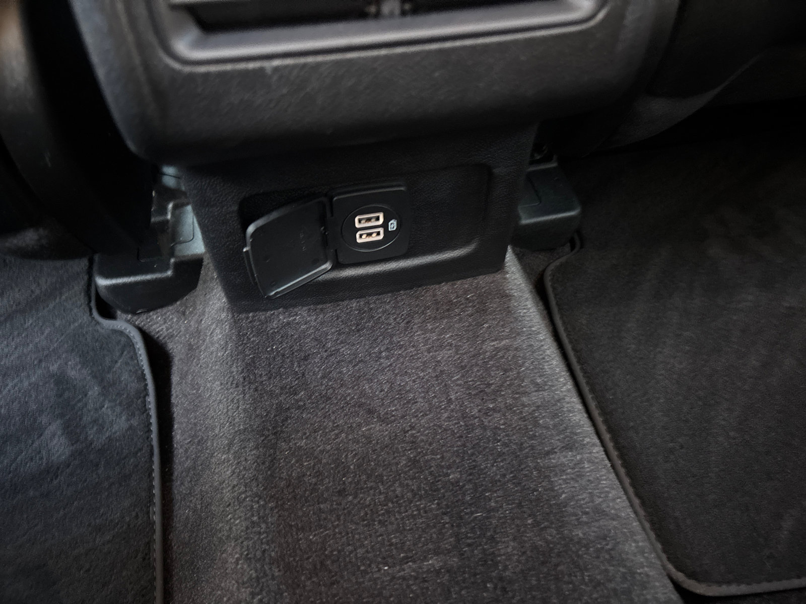 Certified 2022 Lincoln Corsair FWD image 31