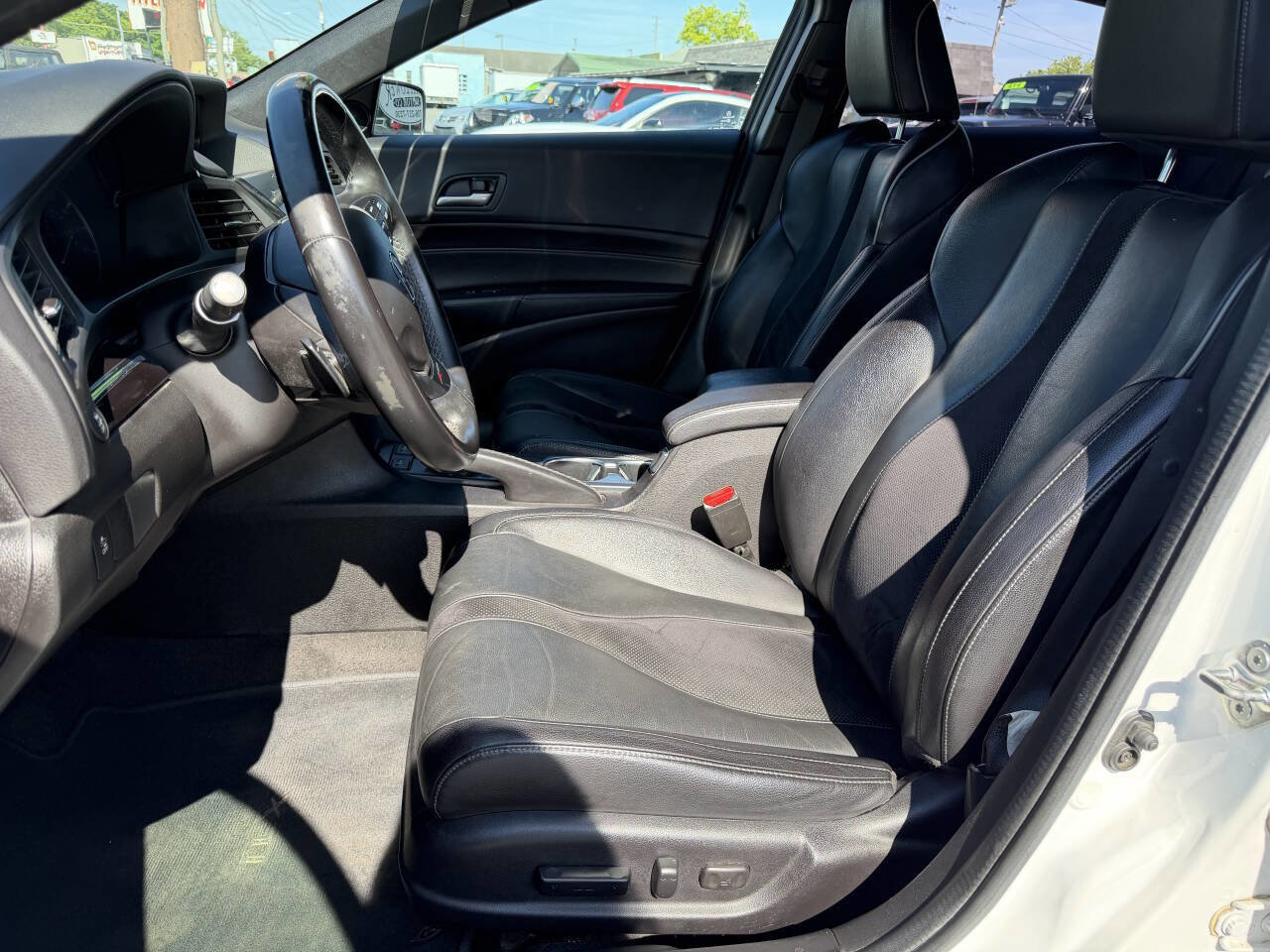 Used 2019 Acura ILX FWD image 10
