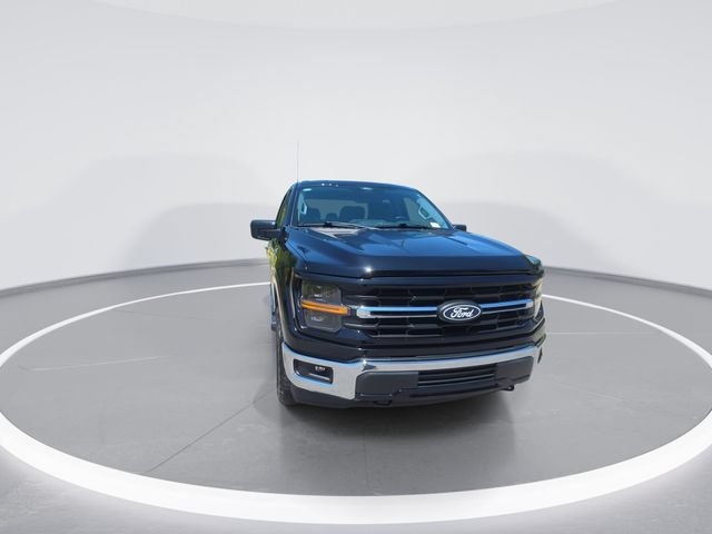 Used 2025 Ford F150 XLT w/ Equipment Group 301A Standard AWD/4WD image 3