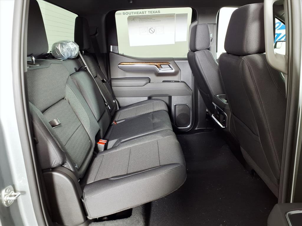 New 2026 GMC Sierra 1500 Elevation image 19