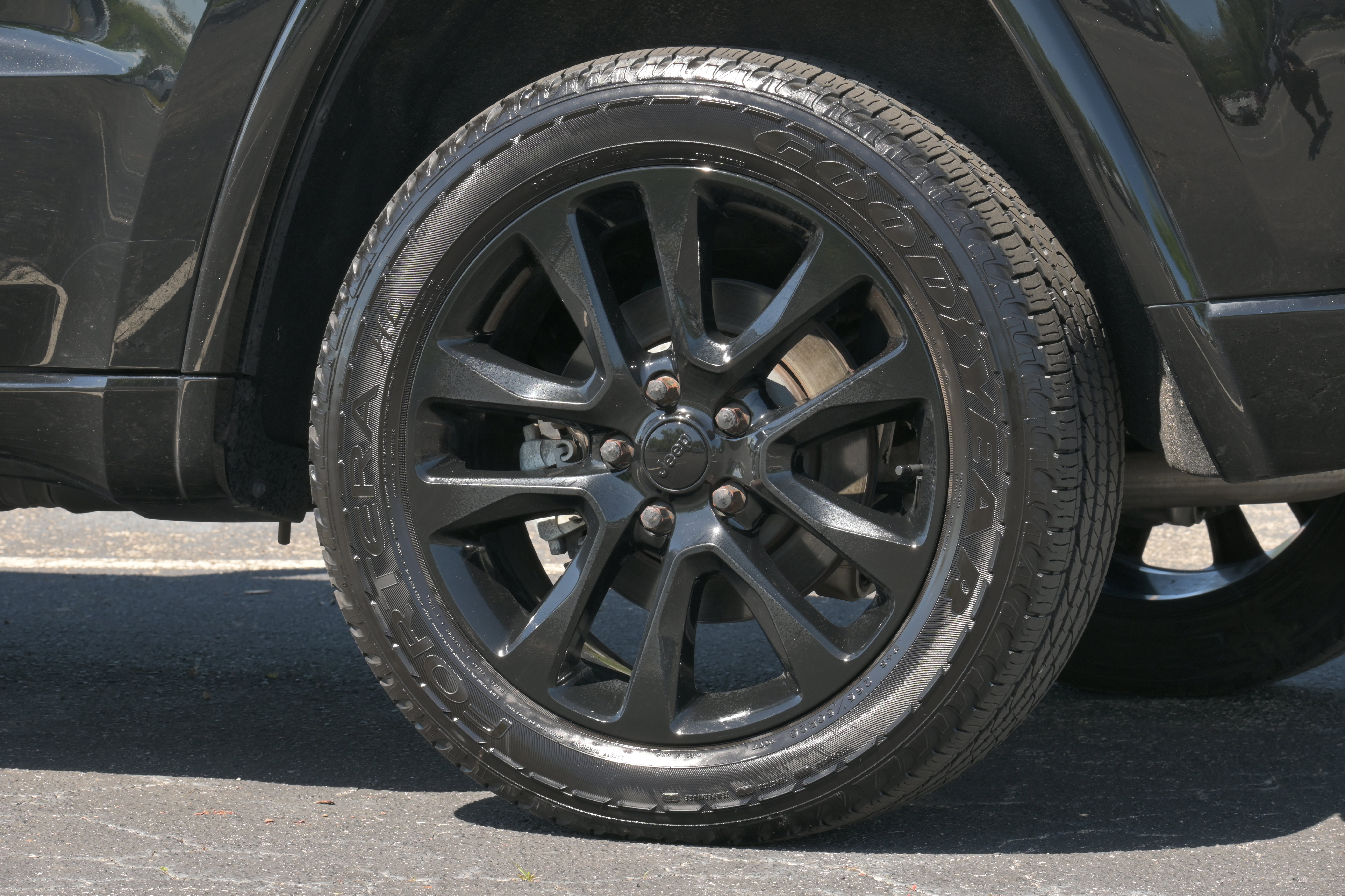 Used 2022 Jeep Grand Cherokee Laredo X AWD/4WD image 33