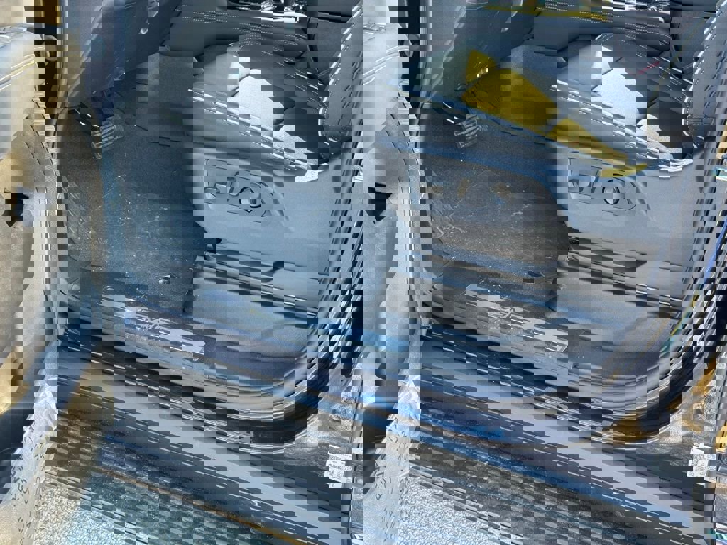 New 2026 GMC Yukon Elevation image 20