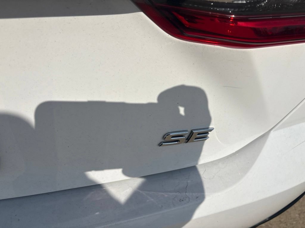 Used 2025 Toyota Camry SE FWD image 22