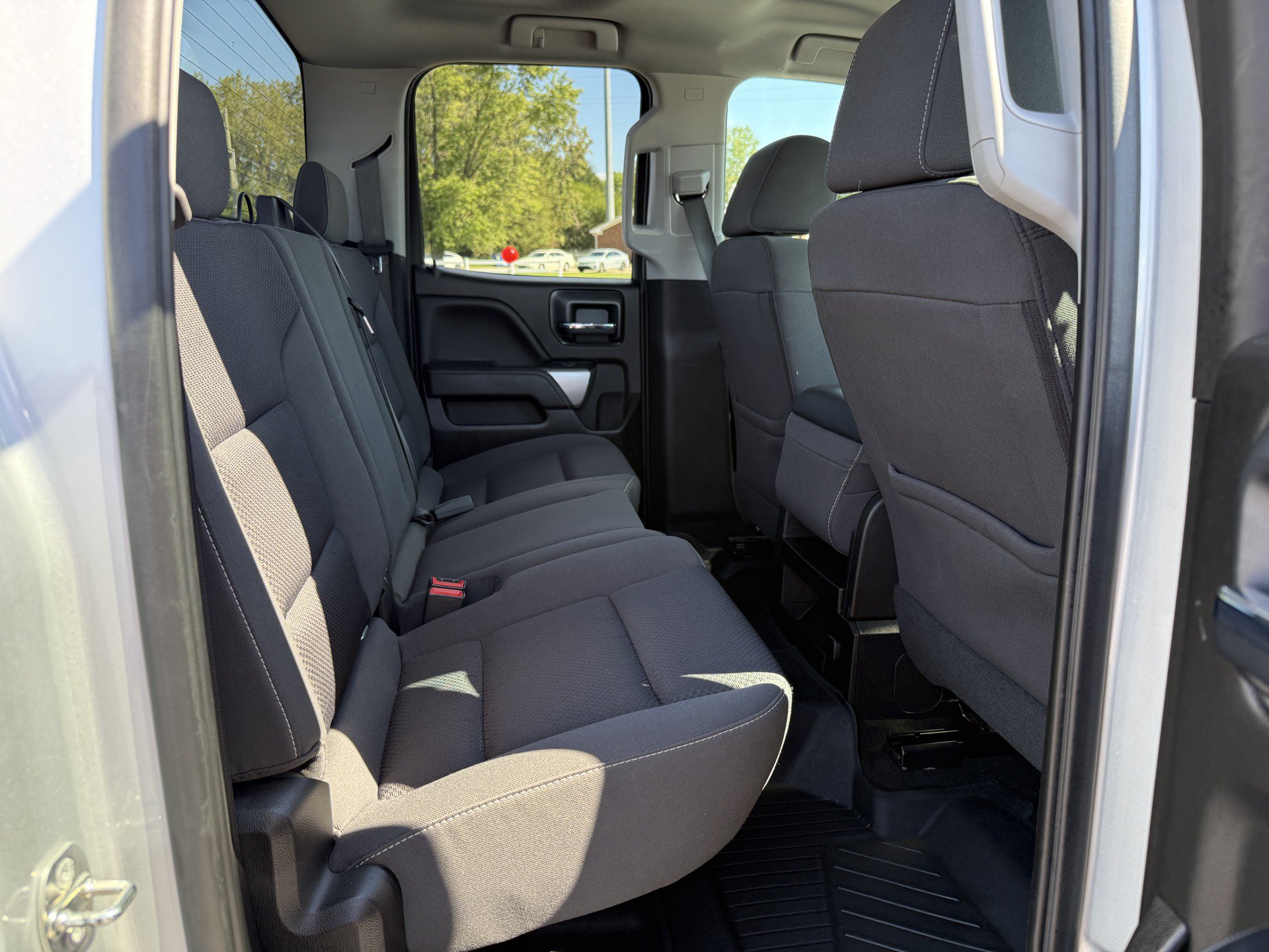 Used 2018 Chevrolet Silverado 1500 LT w/ All Star Edition AWD/4WD image 25
