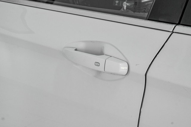 Used 2018 Chevrolet Impala LT image 35