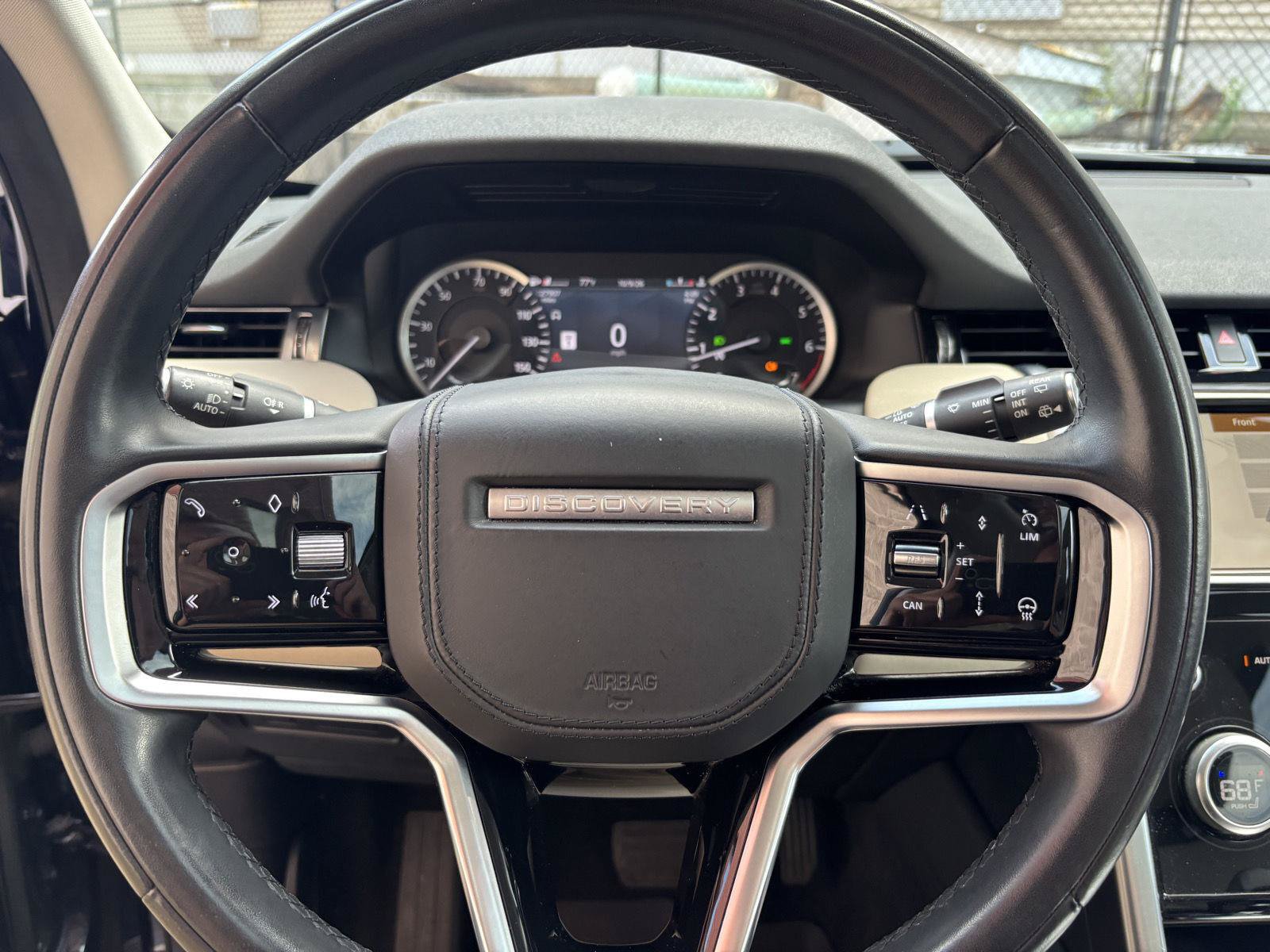 Used 2023 Land Rover Discovery Sport SE AWD/4WD image 17