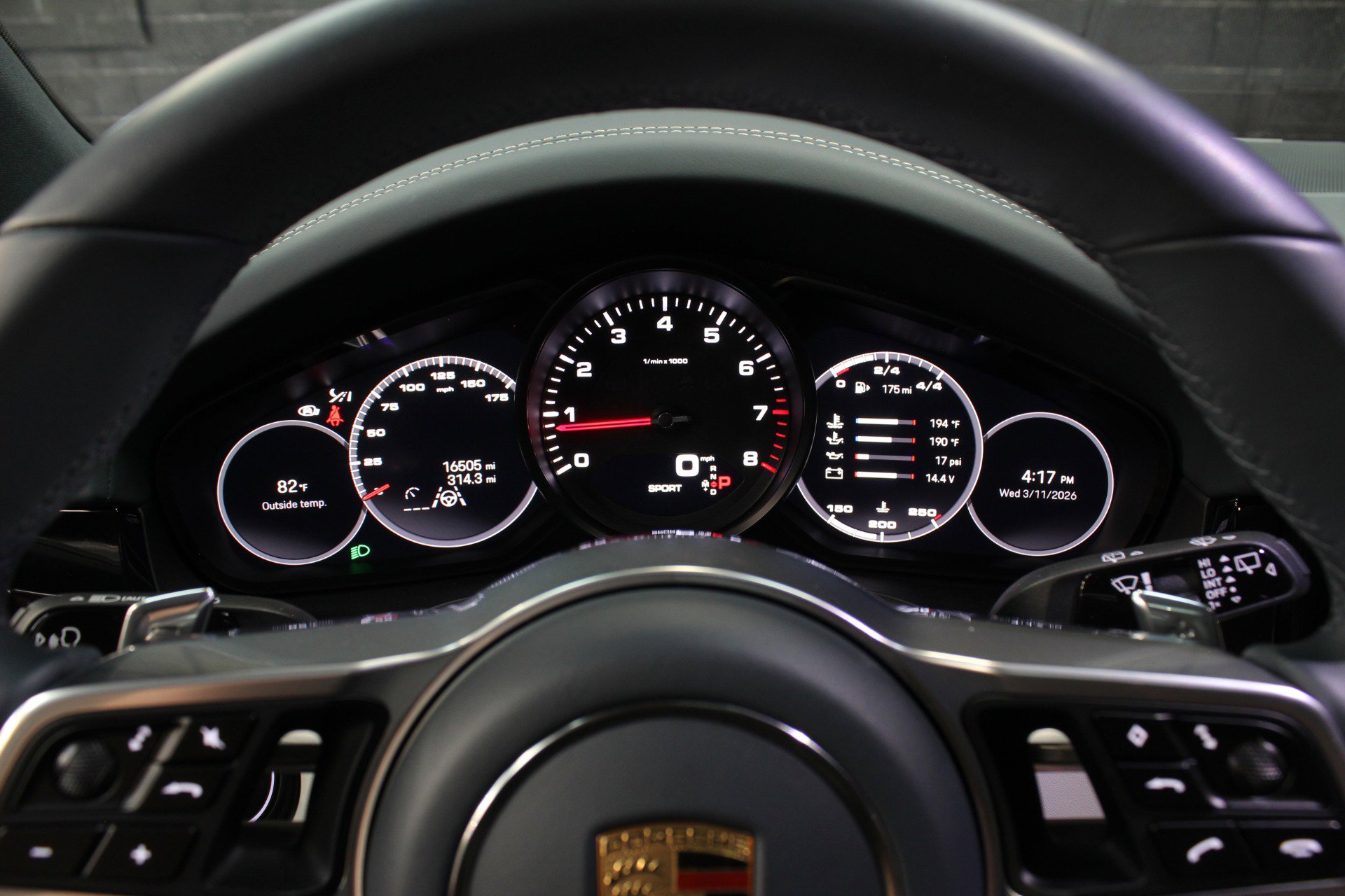 Used 2023 Porsche Cayenne Platinum Edition image 59