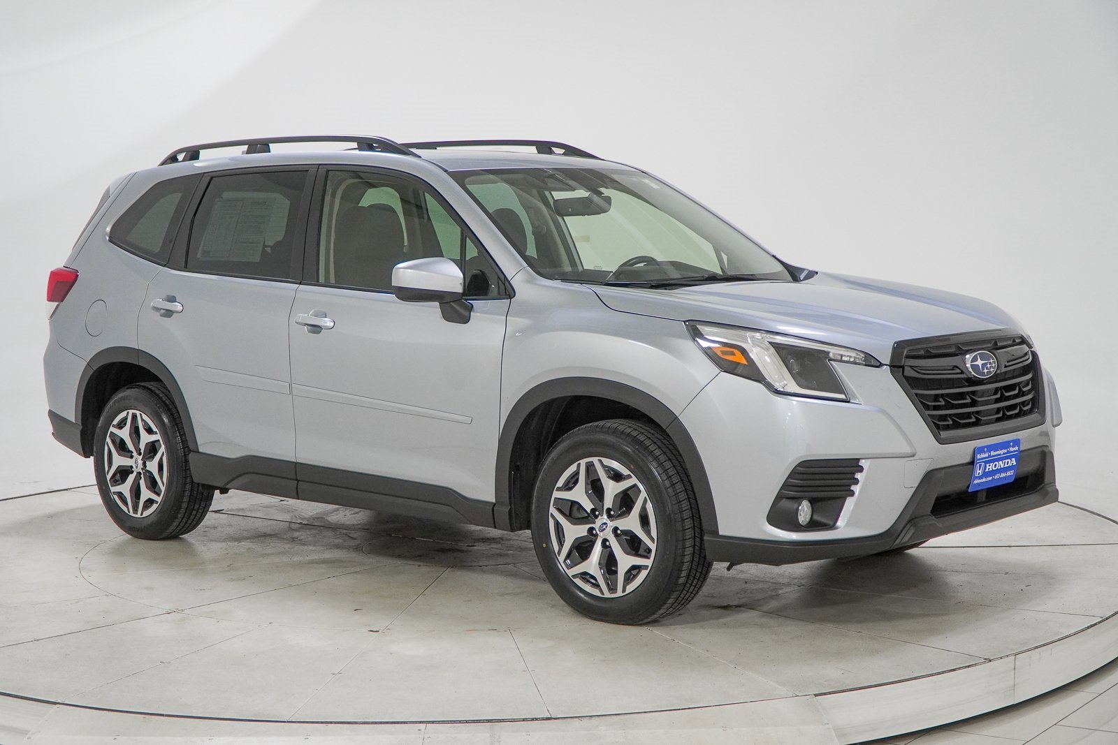 Used 2023 Subaru Forester Premium image 13