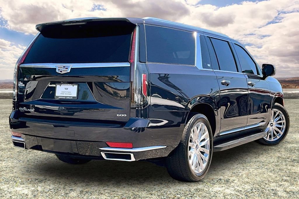 Used 2024 Cadillac Escalade ESV Premium Luxury w/ Performance Package RWD image 5