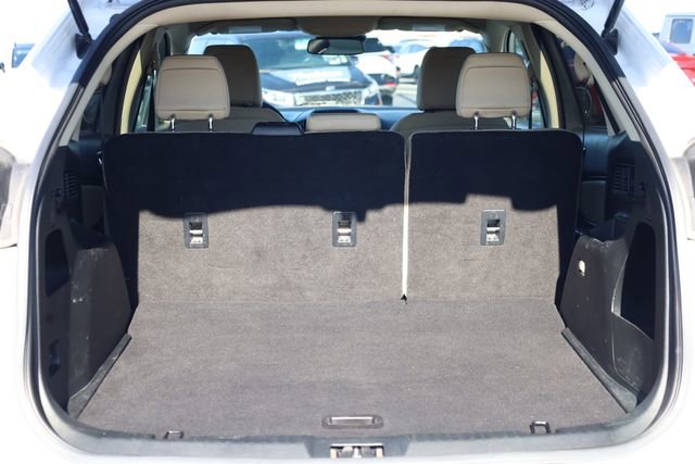 Used 2020 Ford Edge SE image 29