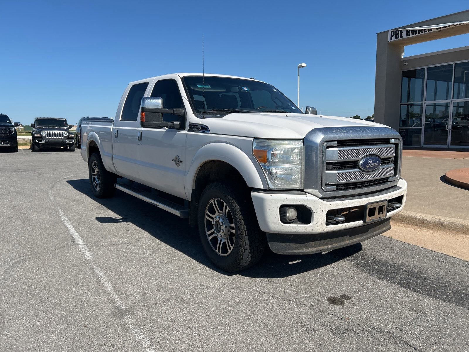 Used 2015 Ford F250 Platinum w/ FX4 Off-Road Package AWD/4WD image 1