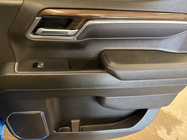 Used 2025 Chevrolet Silverado 1500 LT AWD/4WD image 23