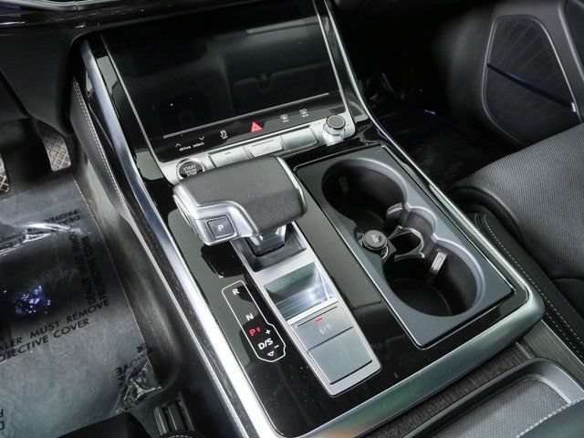 Used 2024 Audi Q8 Prestige AWD/4WD image 19