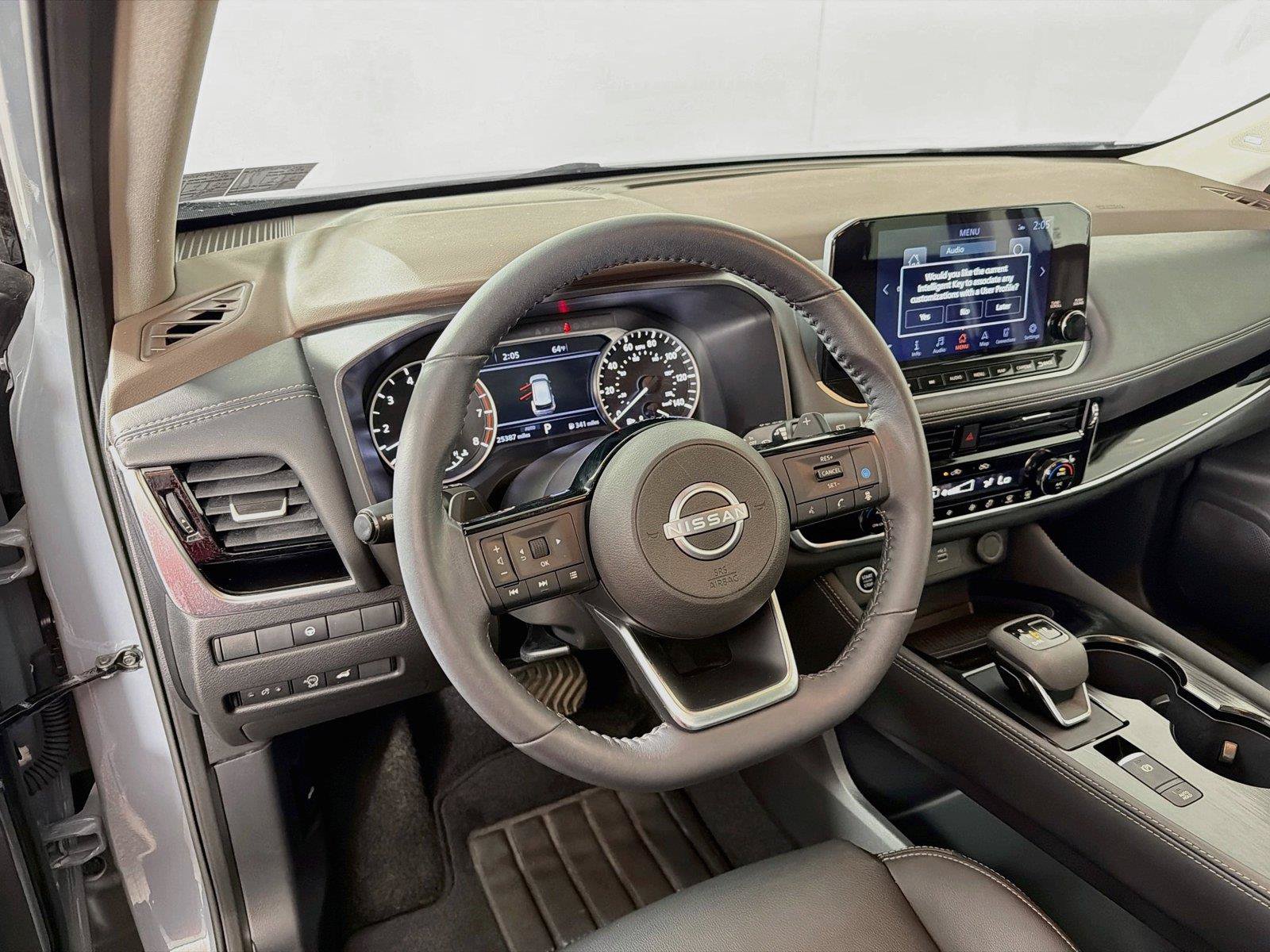 Used 2023 Nissan Rogue SL w/ SL Premium Package AWD/4WD image 16