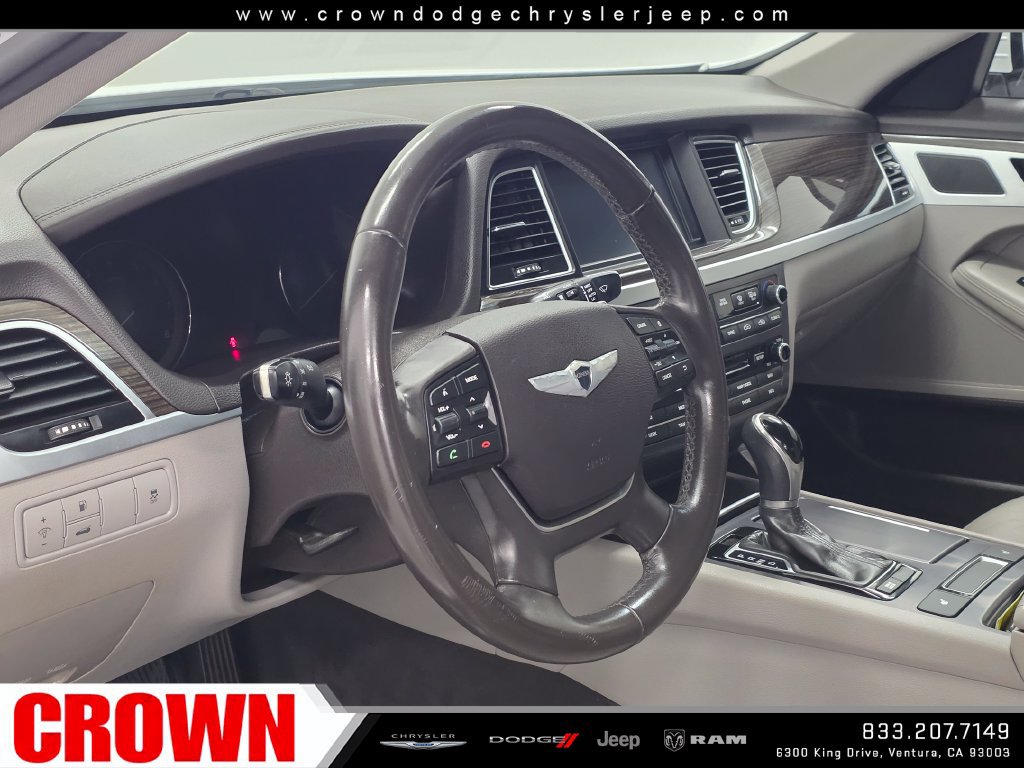 Used 2016 Hyundai Genesis 3.8 RWD image 23