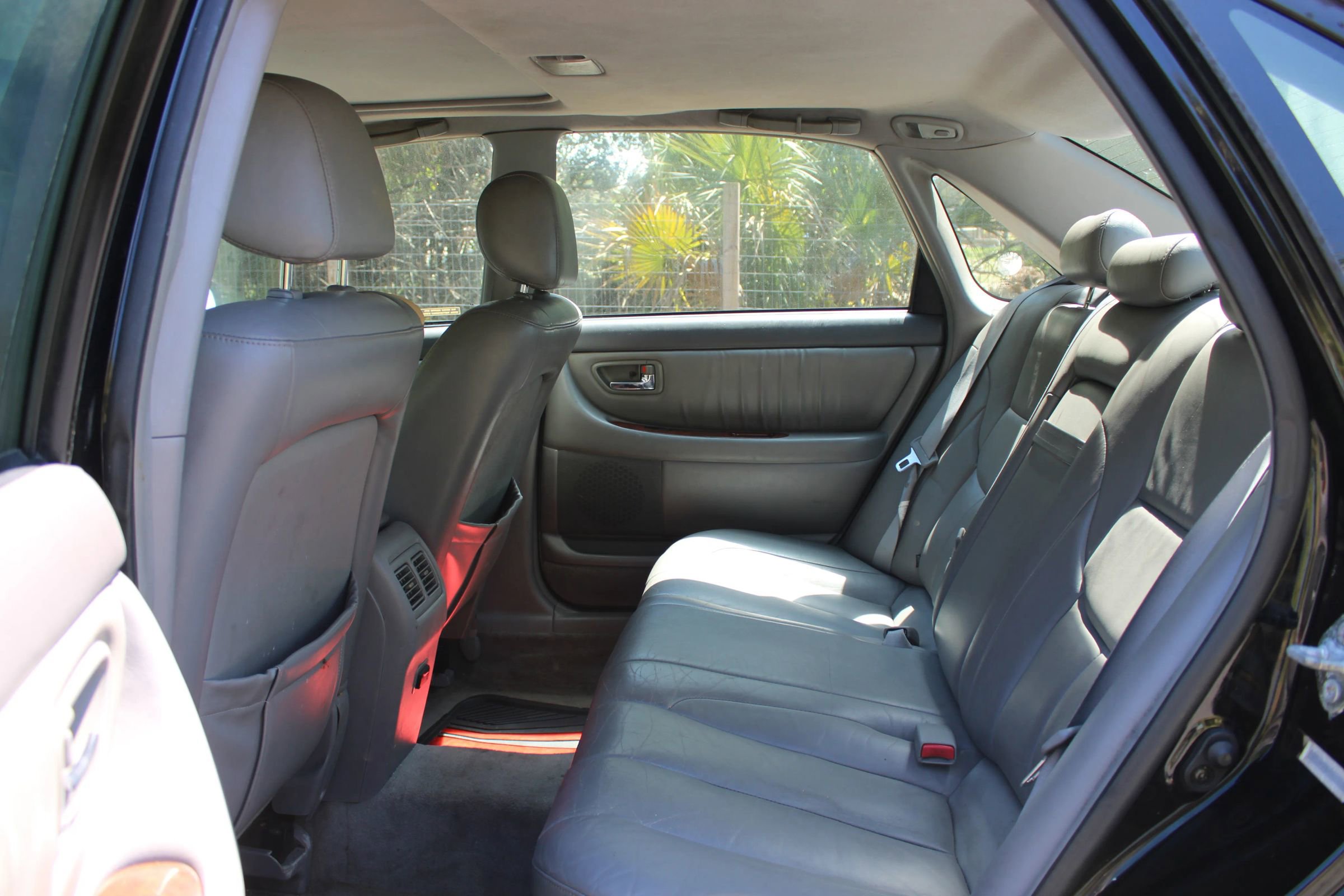 Used 2003 Toyota Avalon XLS image 6